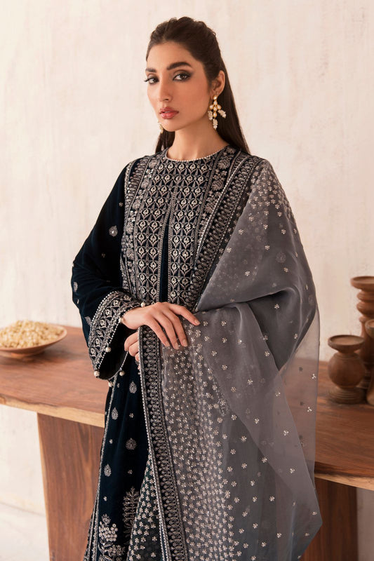uxury 3-Piece Unstitched Velvet Ensemble