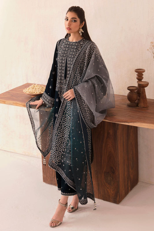 uxury 3-Piece Unstitched Velvet Ensemble